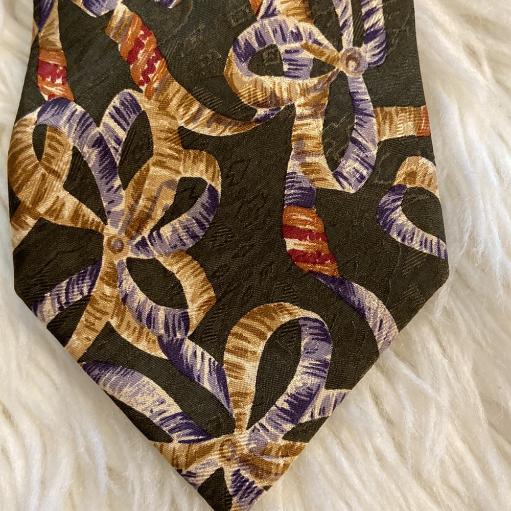 Vintage Valentino Man Tie excellent condition 100% silk made in Italy - Picture 2 of 9